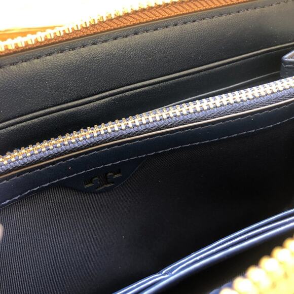 Tory Burch Tan Robinson Zip Around Continental Wallet - Picture 3 of 3